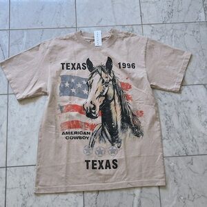 NWT Pacsun Tee size Small